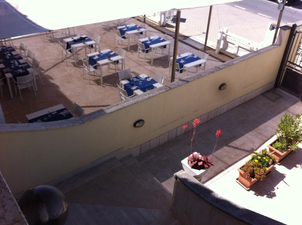 Rosa Dei Venti Hotel Fiumicino Eksteriør billede